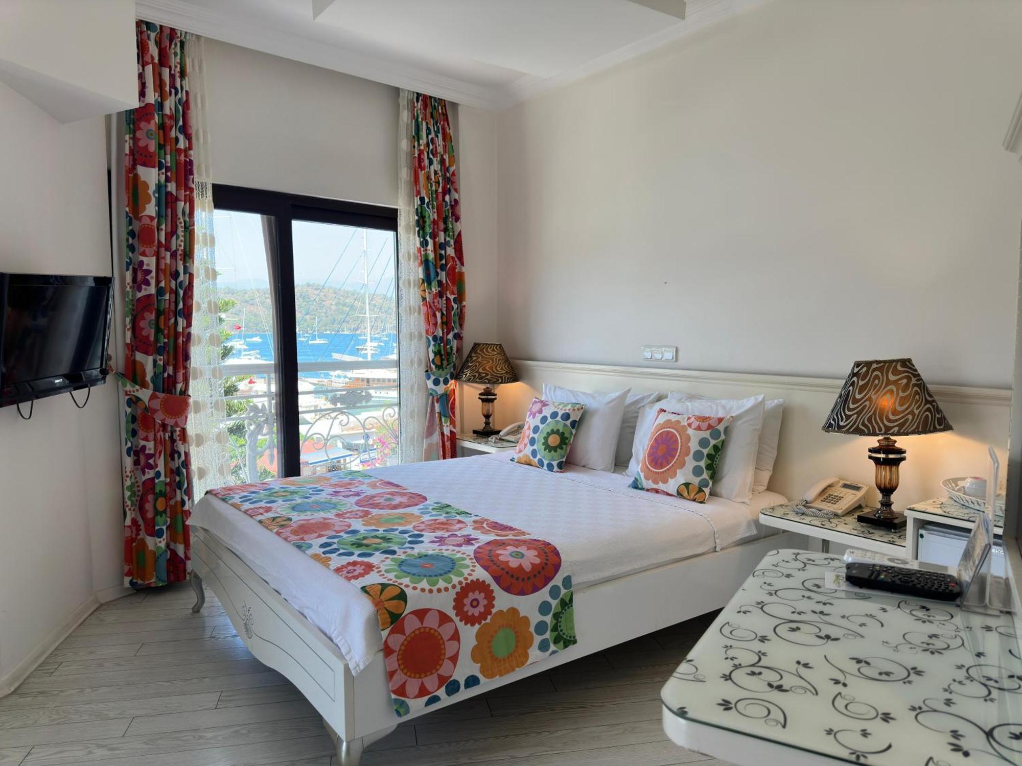 Ata Park Hotel Fethiye Exterior foto